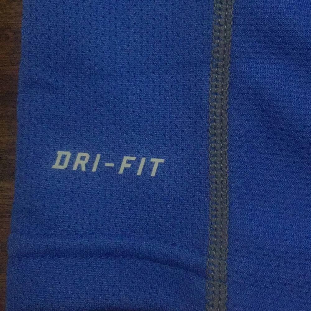 NIKE DRI FIT athletic shirt in royal blue - Picture 2 of 6